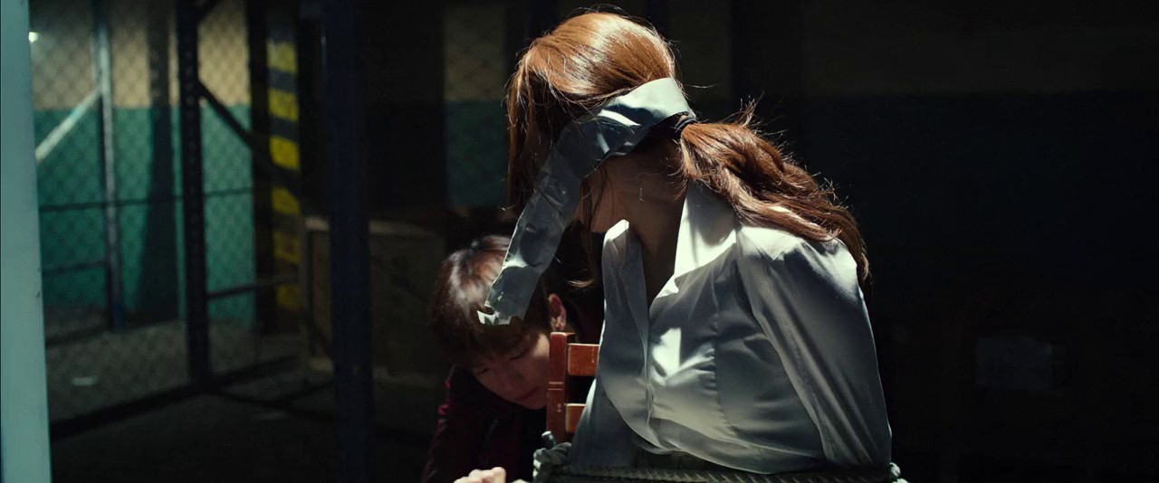 The Con Artists (2014) BluRay Hindi + Kor 720p x264 AVC HE-AACv2 5.1 ESub.mkv.0004